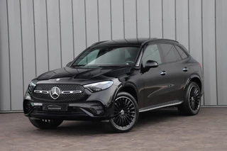 Hoofdafbeelding Mercedes-Benz GLC Mercedes-Benz GLC 400e AMG 4-Matic Aut9 | 381PK | Head-up | Massage | Keyles-go | Sfeerverlichting | Burmester | Memory | Carbon | Digital-light | Pano | 2023.