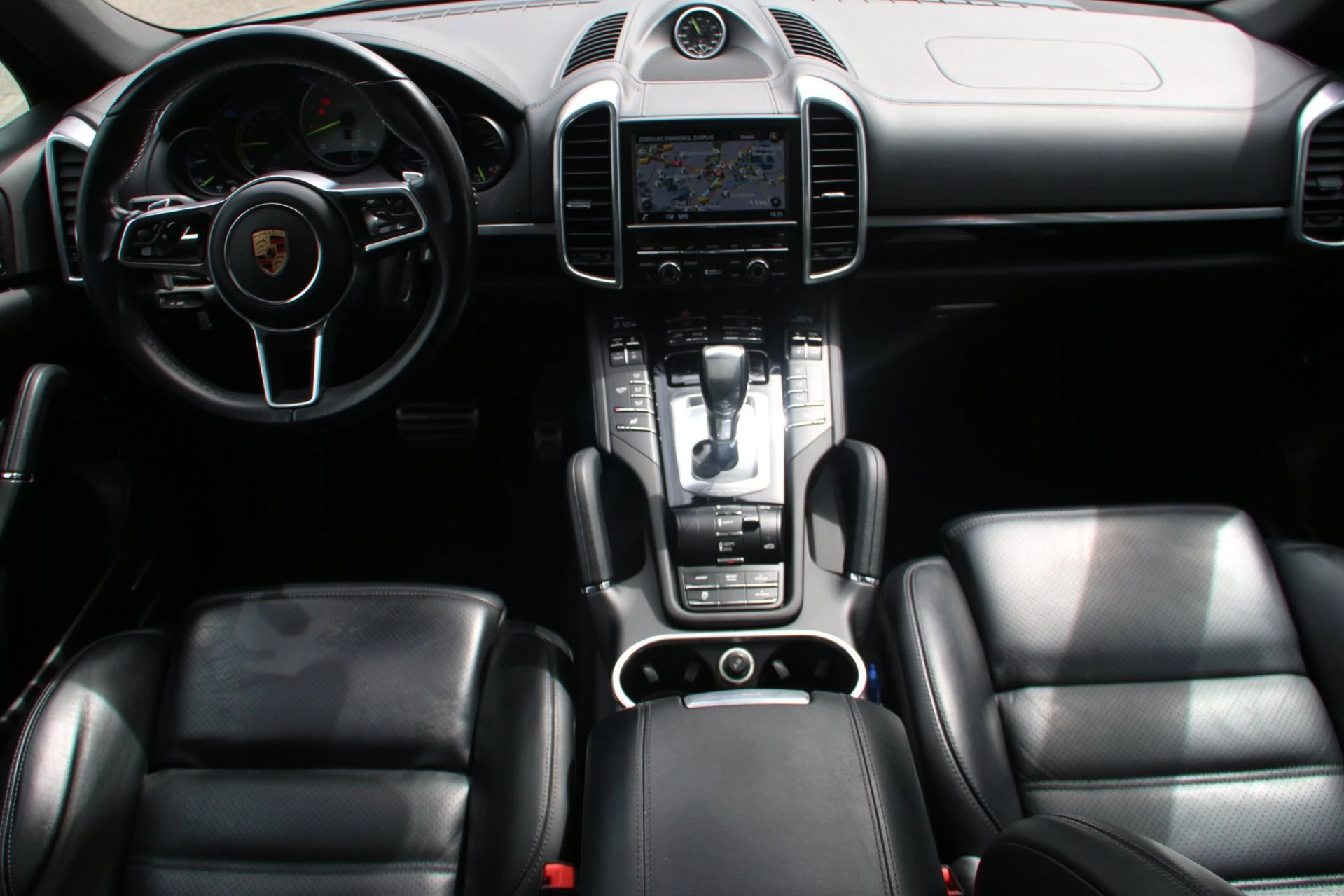 Hoofdafbeelding Porsche Cayenne