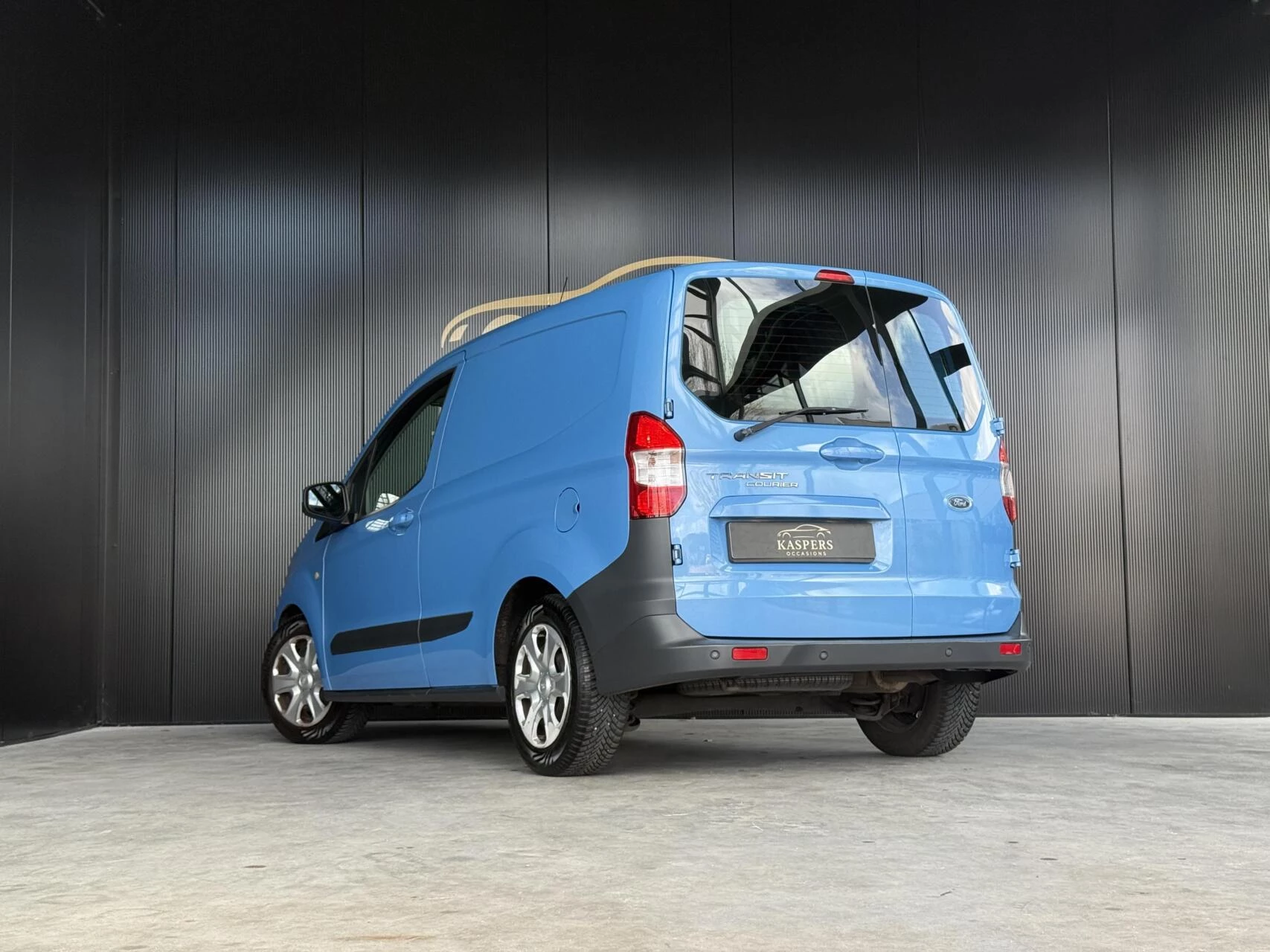 Hoofdafbeelding Ford Transit Courier