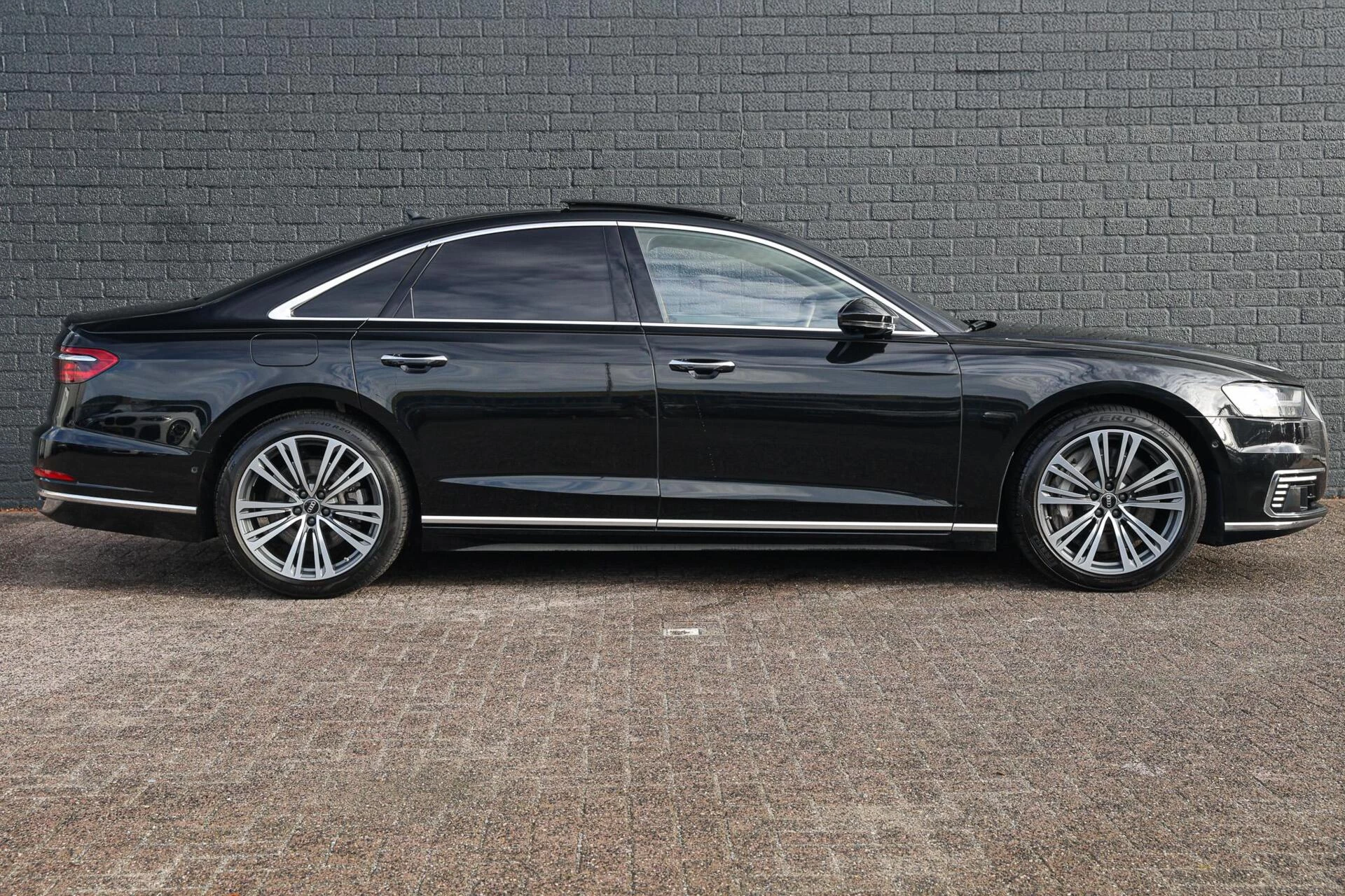 Hoofdafbeelding Audi A8