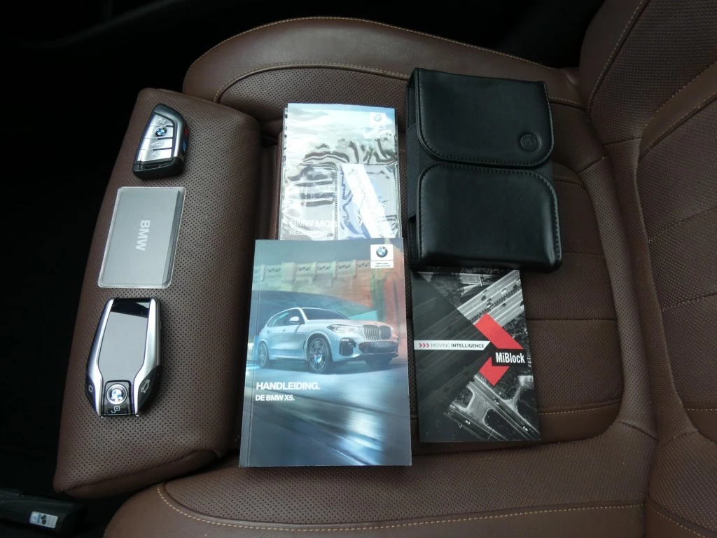 Hoofdafbeelding BMW X5