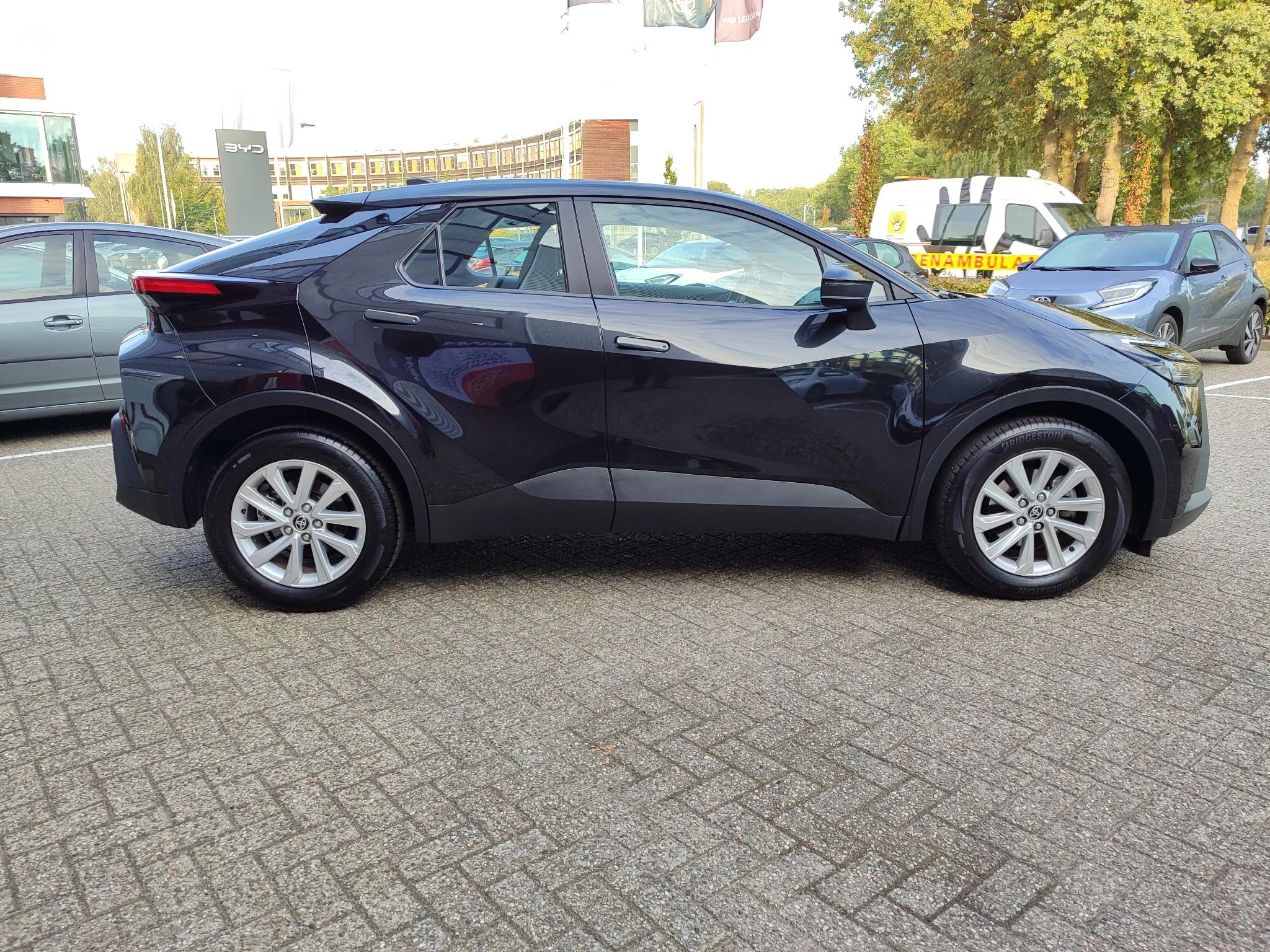Hoofdafbeelding Toyota C-HR