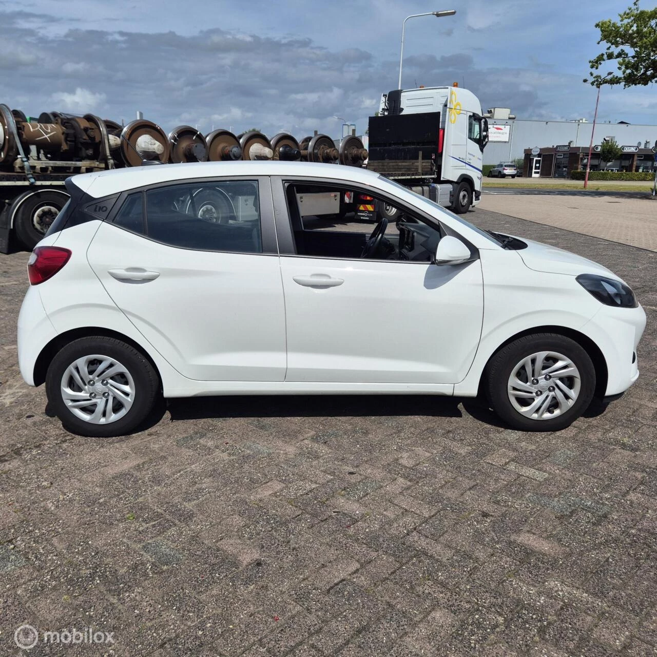 Hoofdafbeelding Hyundai i10