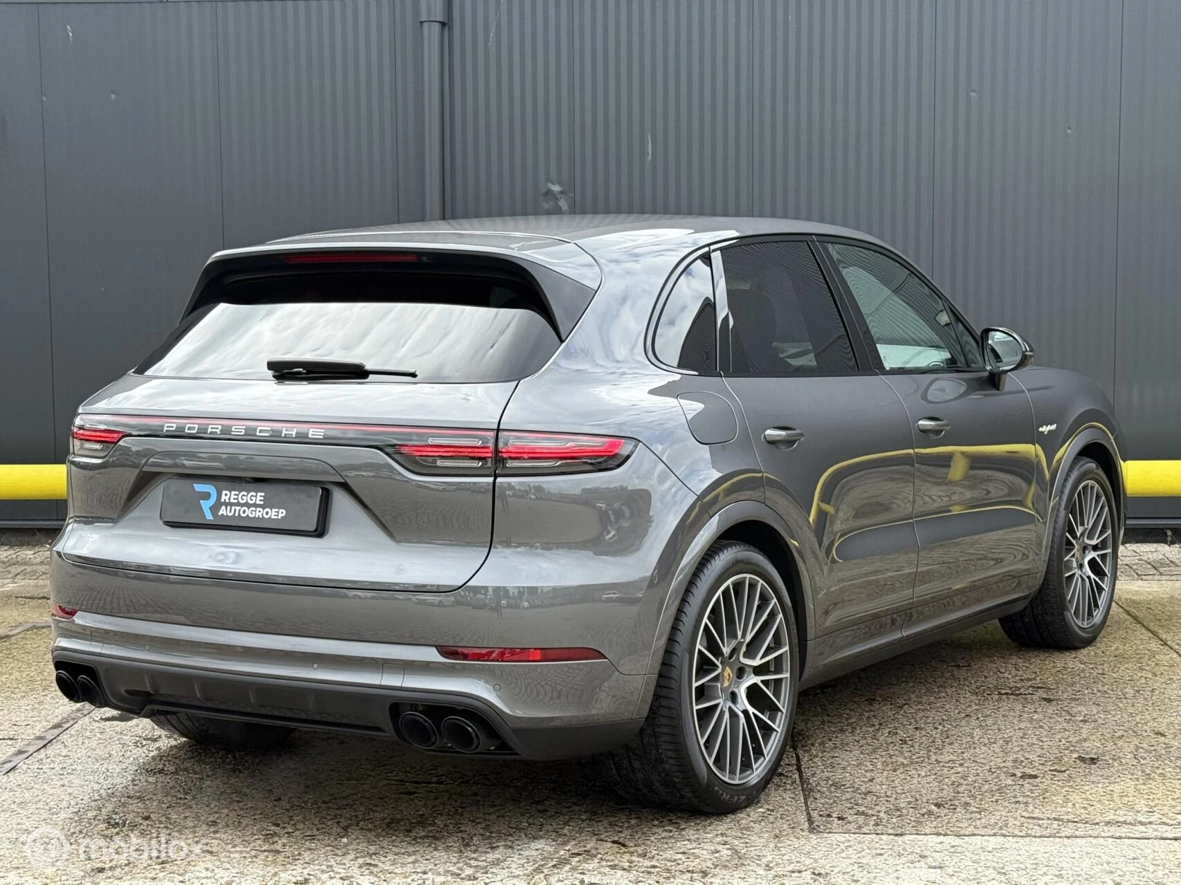 Hoofdafbeelding Porsche Cayenne