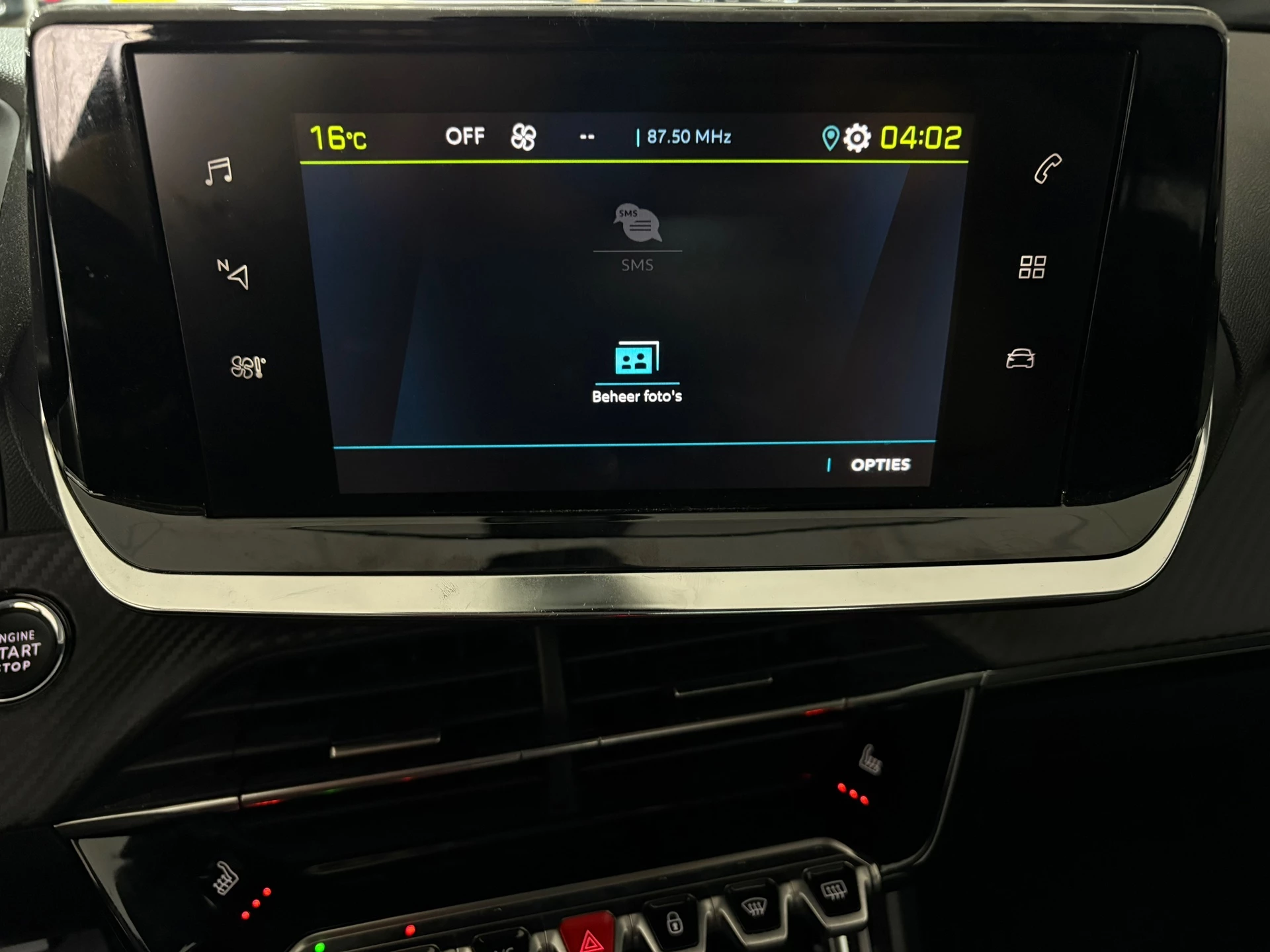 Hoofdafbeelding Peugeot e-2008