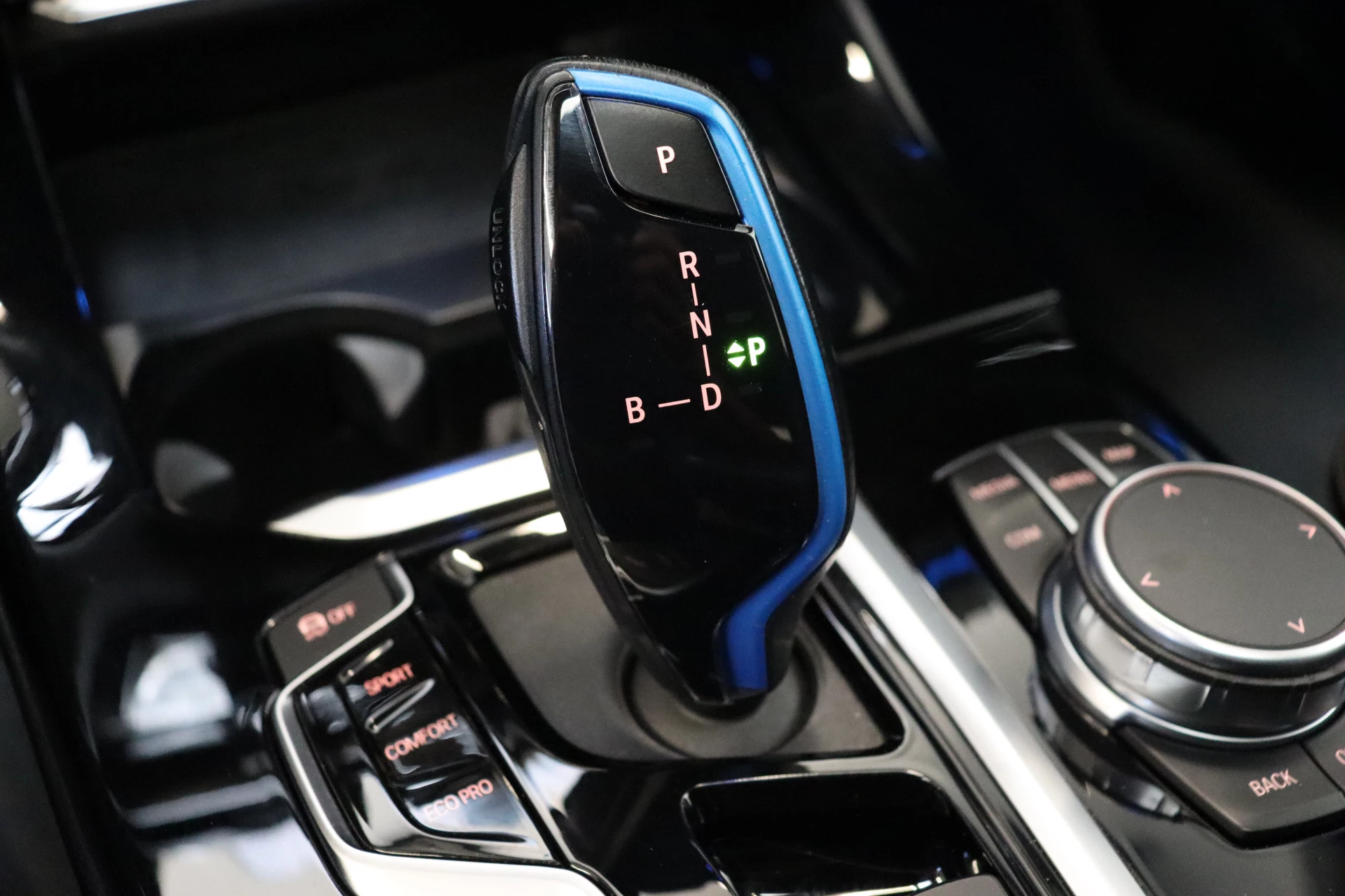 Hoofdafbeelding BMW iX3
