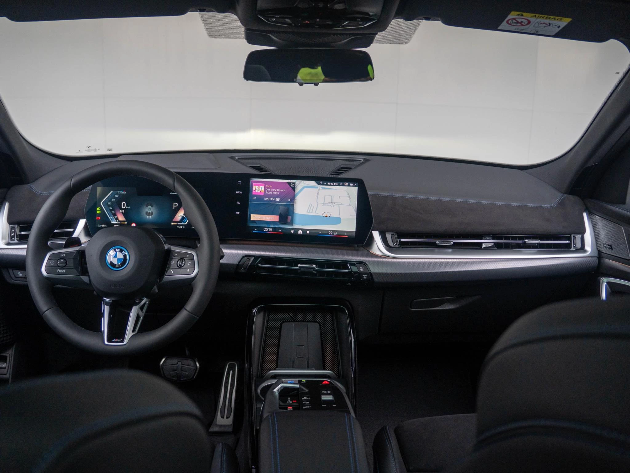 Hoofdafbeelding BMW iX2