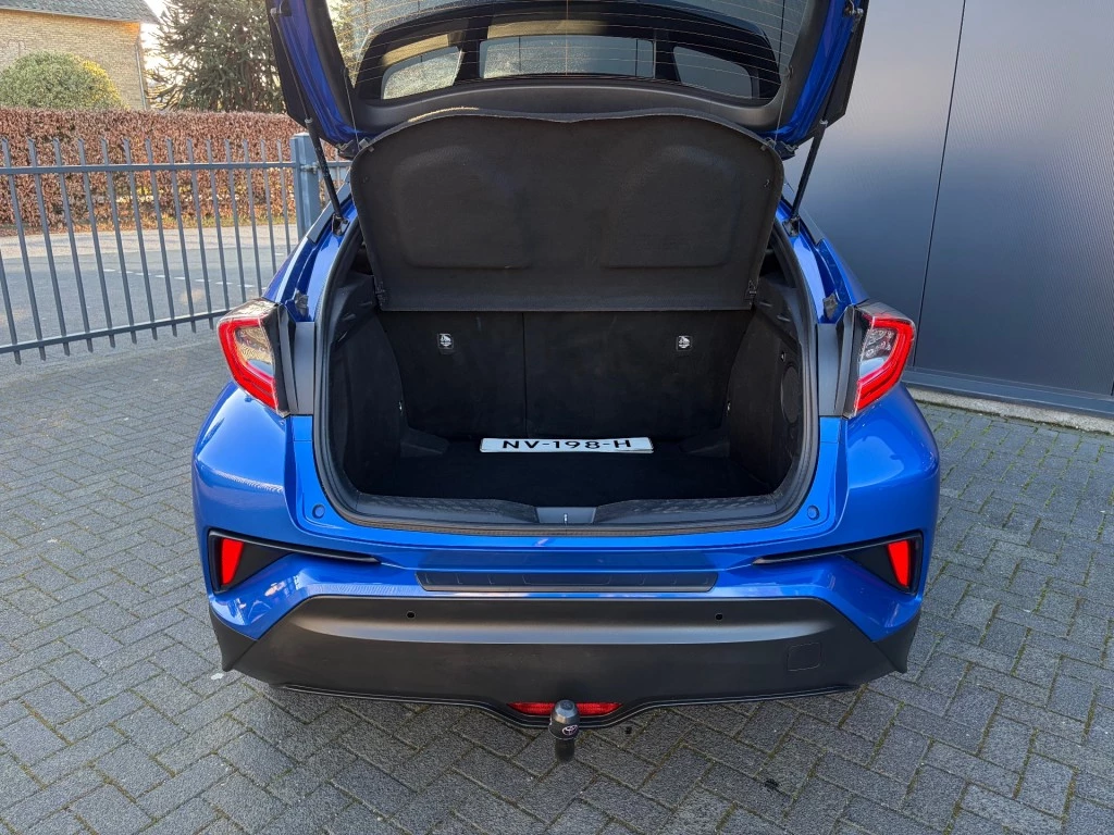 Hoofdafbeelding Toyota C-HR