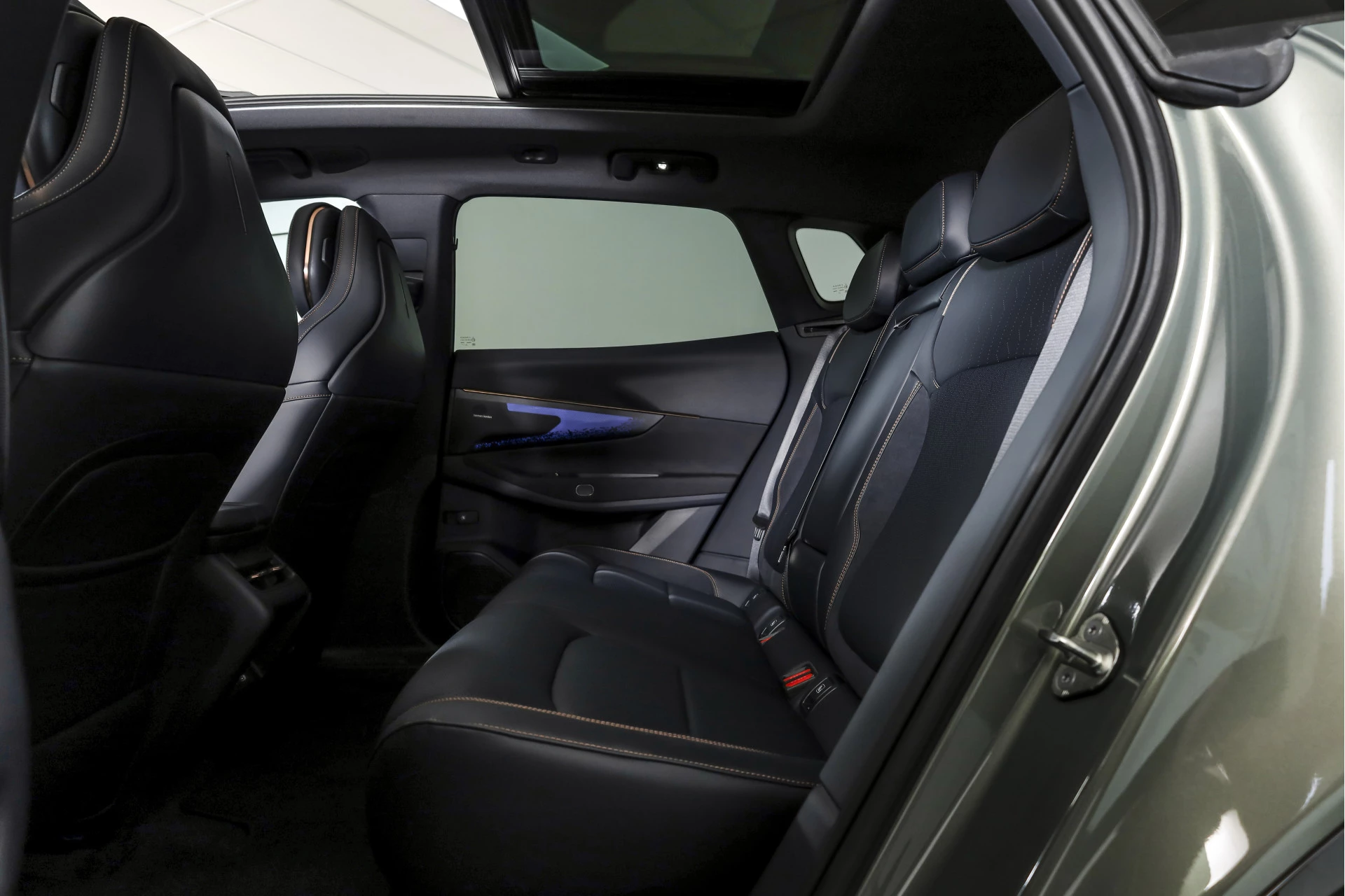 Hoofdafbeelding Lynk & Co 08