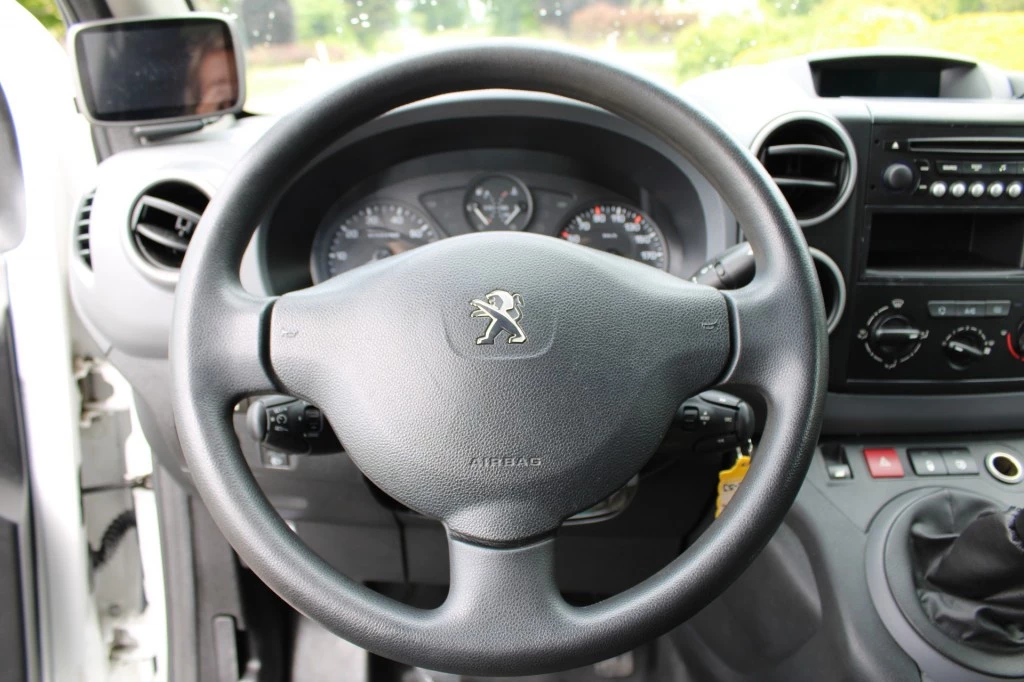 Hoofdafbeelding Peugeot Partner