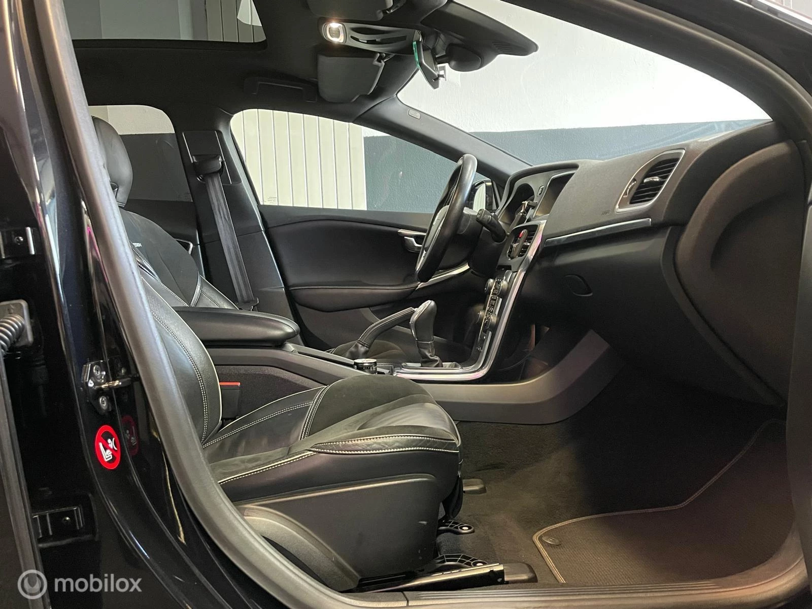 Hoofdafbeelding Volvo V40