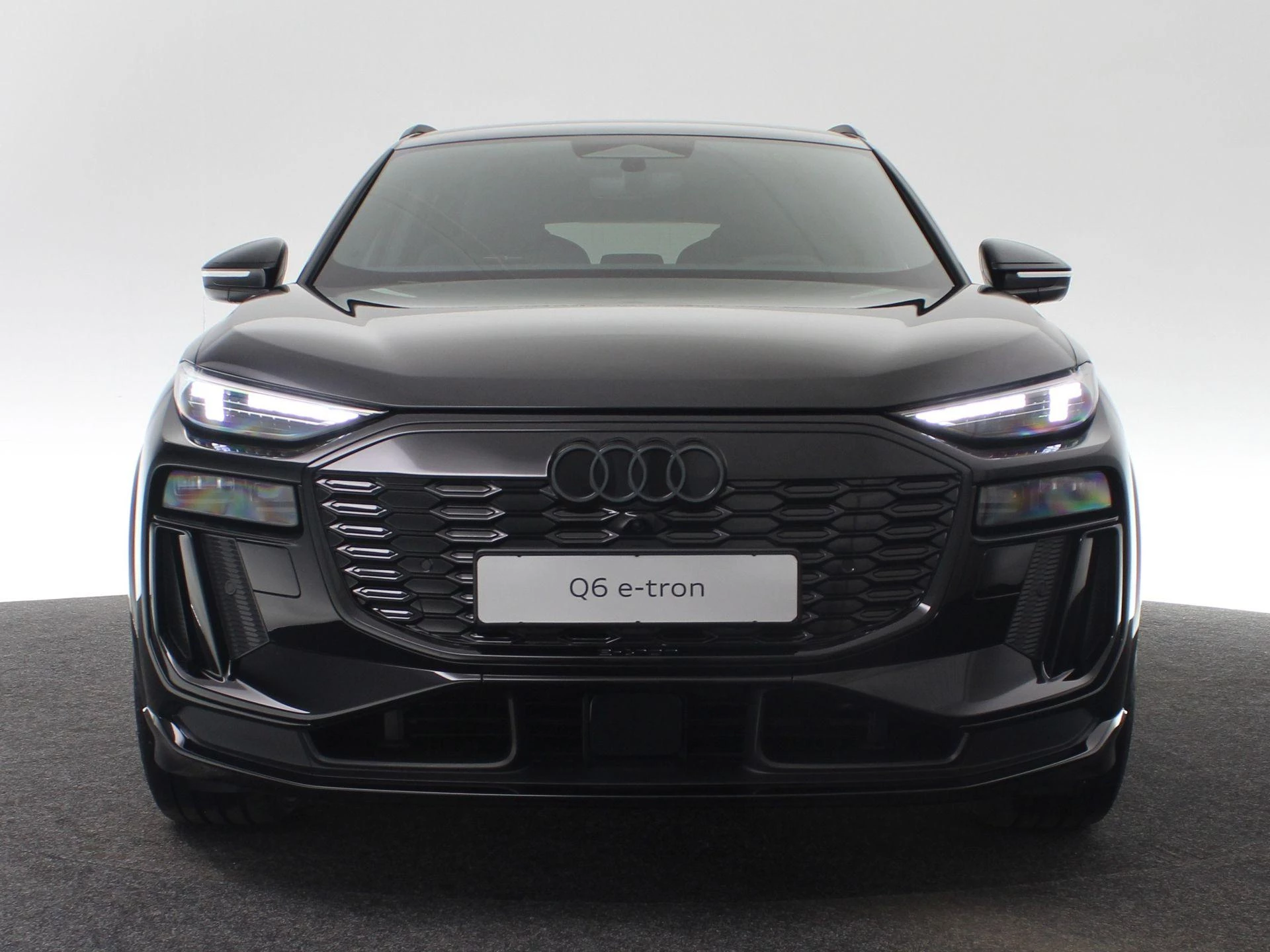 Hoofdafbeelding Audi Q6 e-tron