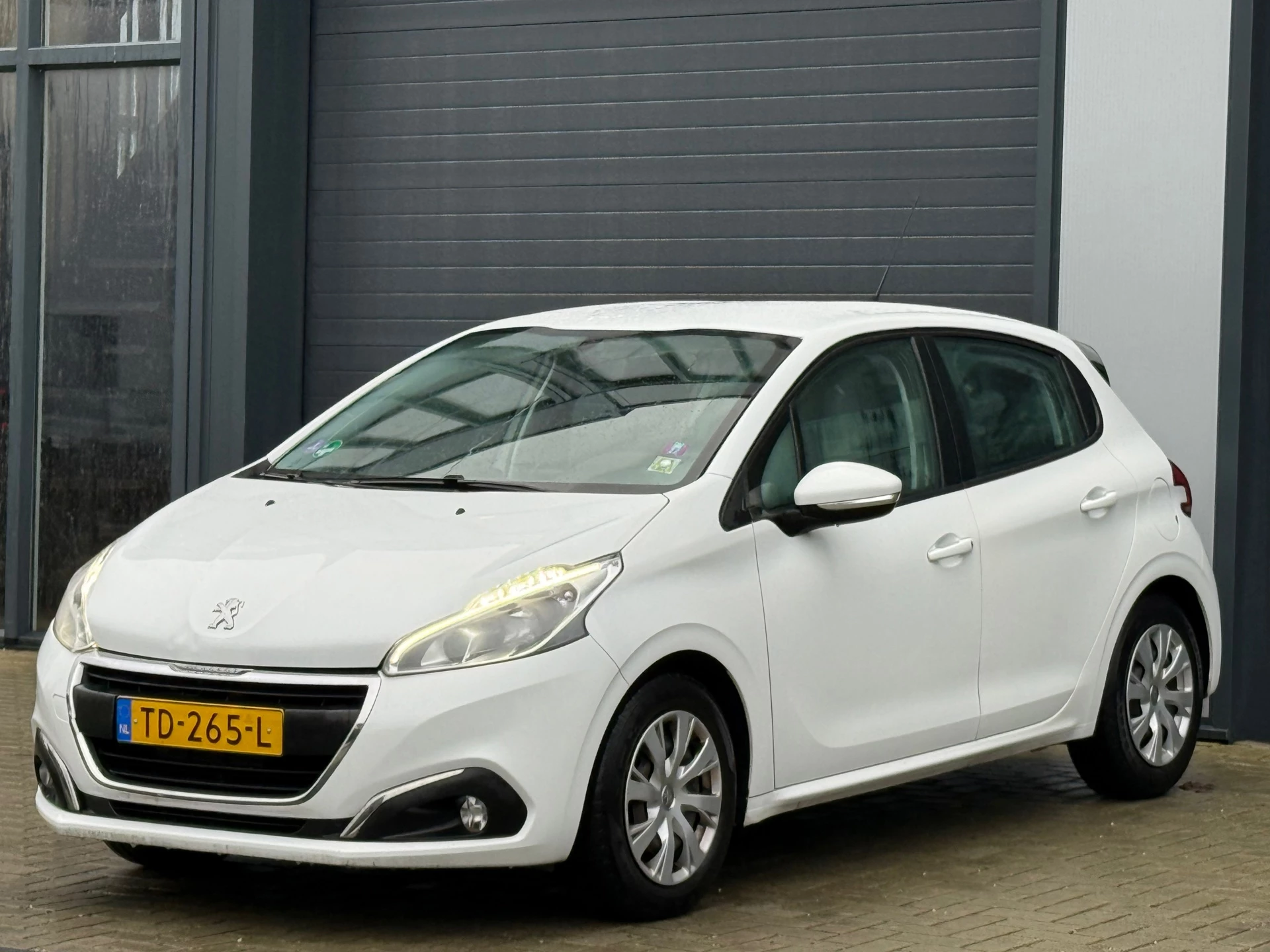 Hoofdafbeelding Peugeot 208