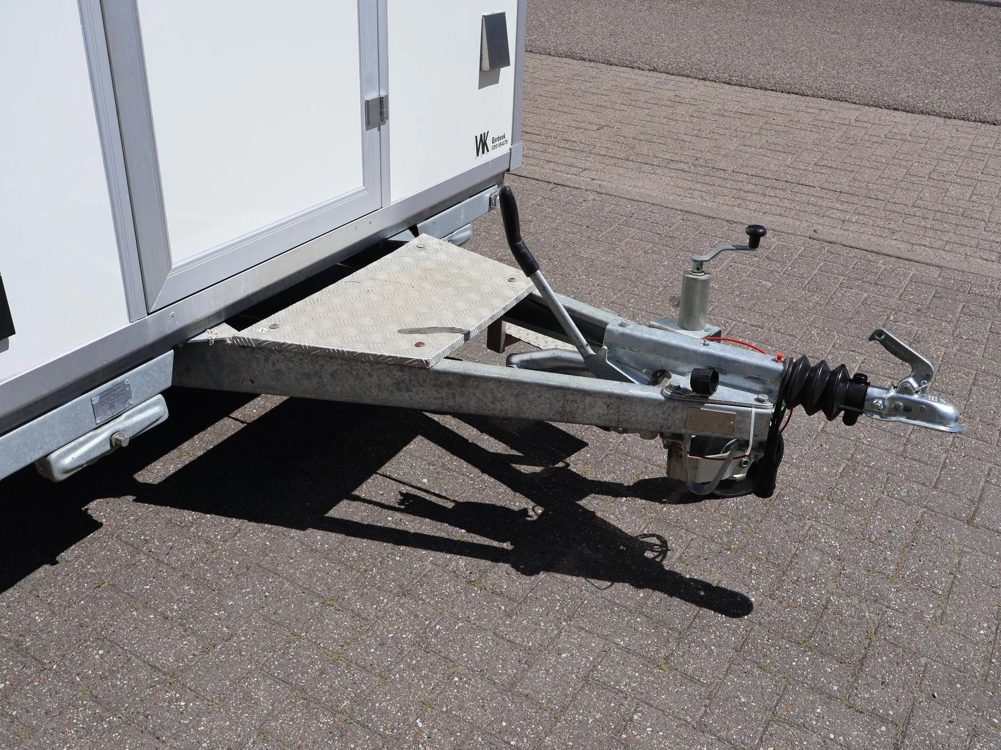 Hoofdafbeelding Dutch trailers DT13H VERKOOPWAGEN AANHANGER MET VERKOOPKLEP