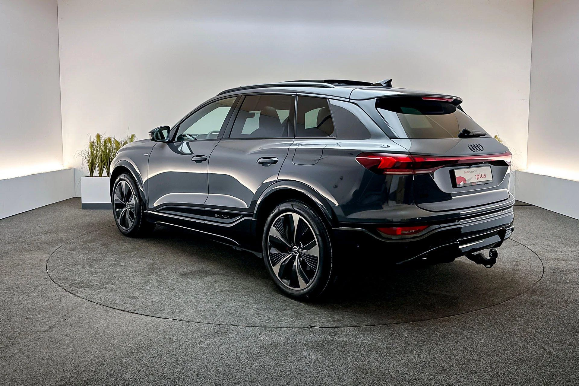 Hoofdafbeelding Audi Q6 e-tron