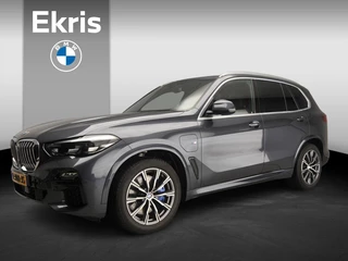 Hoofdafbeelding BMW X5 BMW X5 xDrive45e | M-Sportpakket | LED | Leder | HUD | Comfortzetels | Chrome line | DAB | Harman-Kardon sound | Alu 20 inch