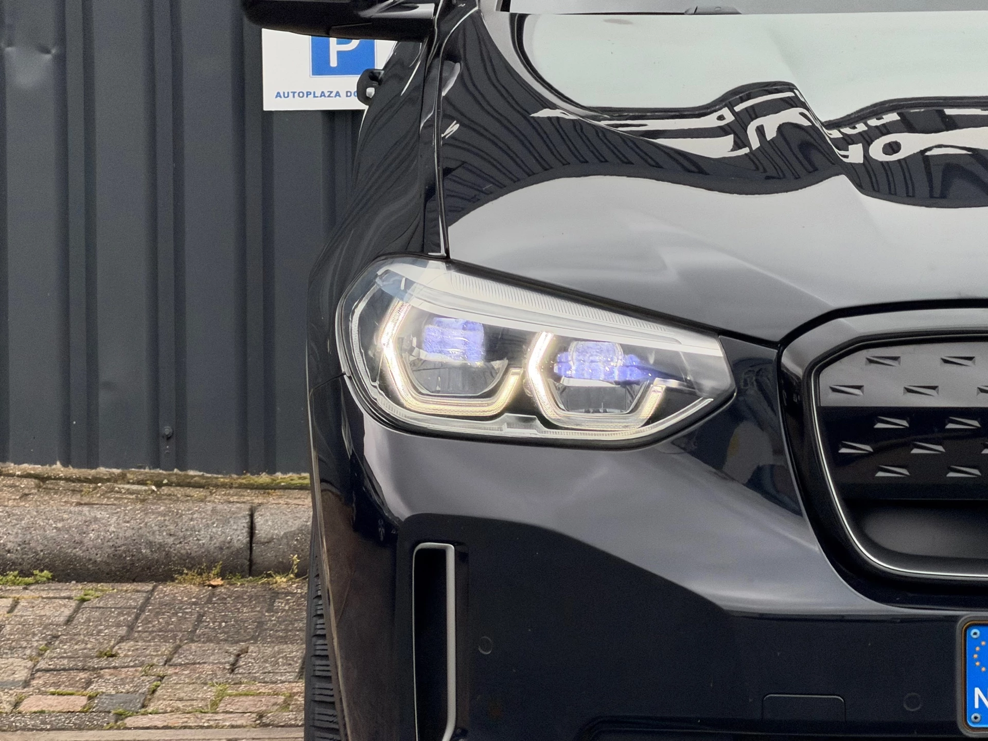 Hoofdafbeelding BMW iX3