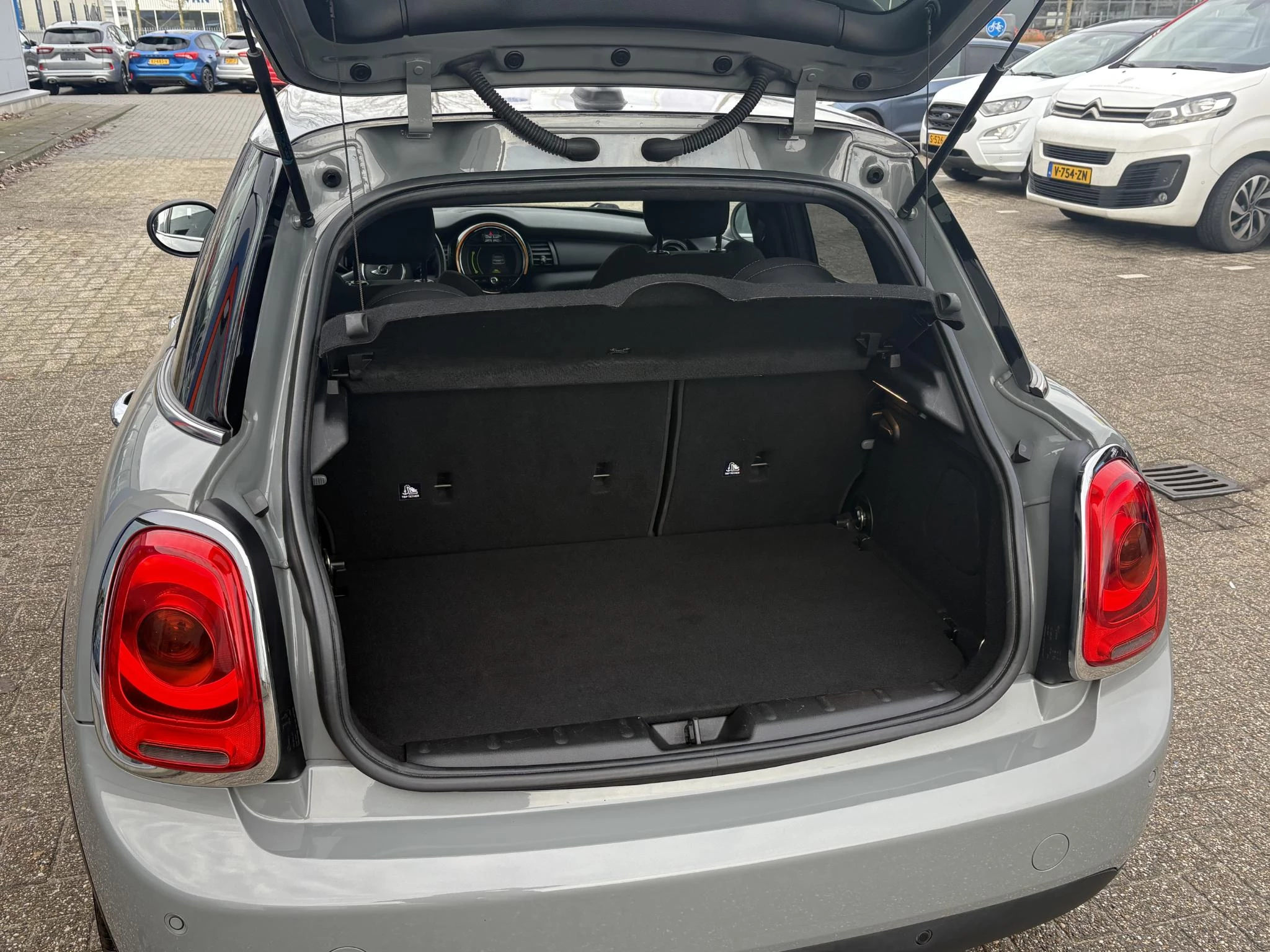 Hoofdafbeelding MINI One