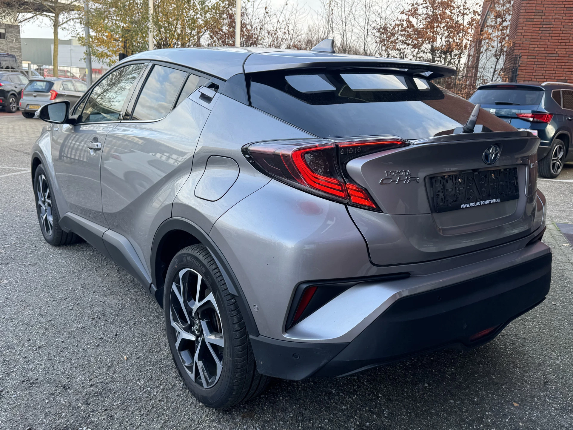 Hoofdafbeelding Toyota C-HR
