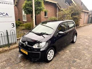 Volkswagen up! 1.0 BMT move up!