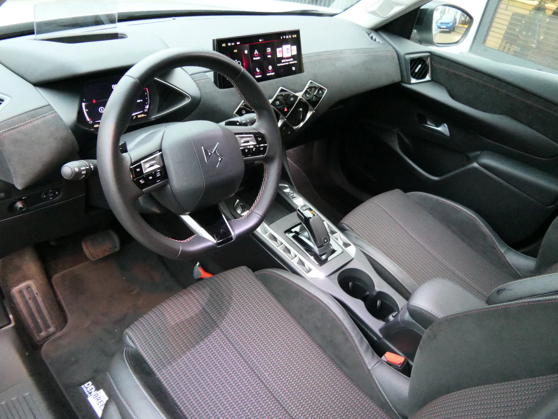 Hoofdafbeelding DS DS 3