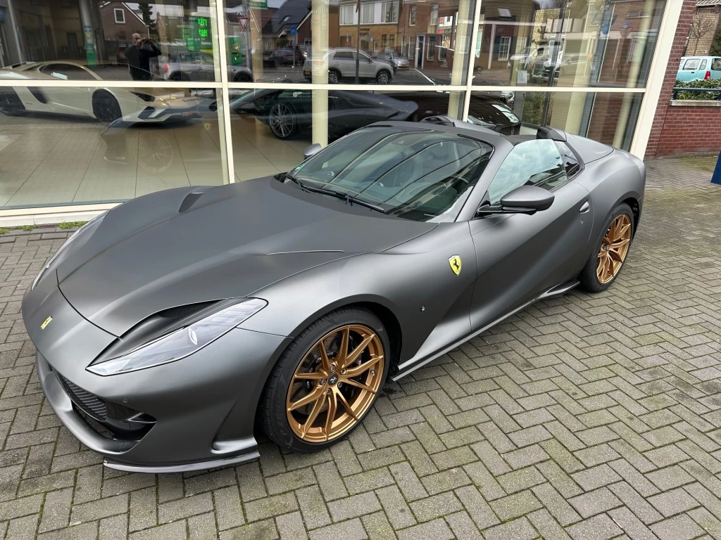 Hoofdafbeelding Ferrari 812
