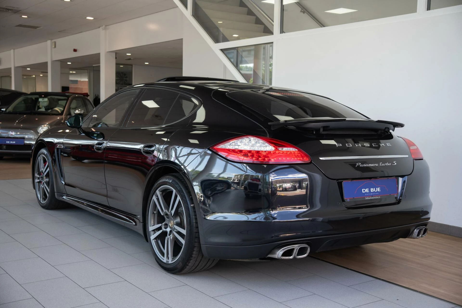 Hoofdafbeelding Porsche Panamera