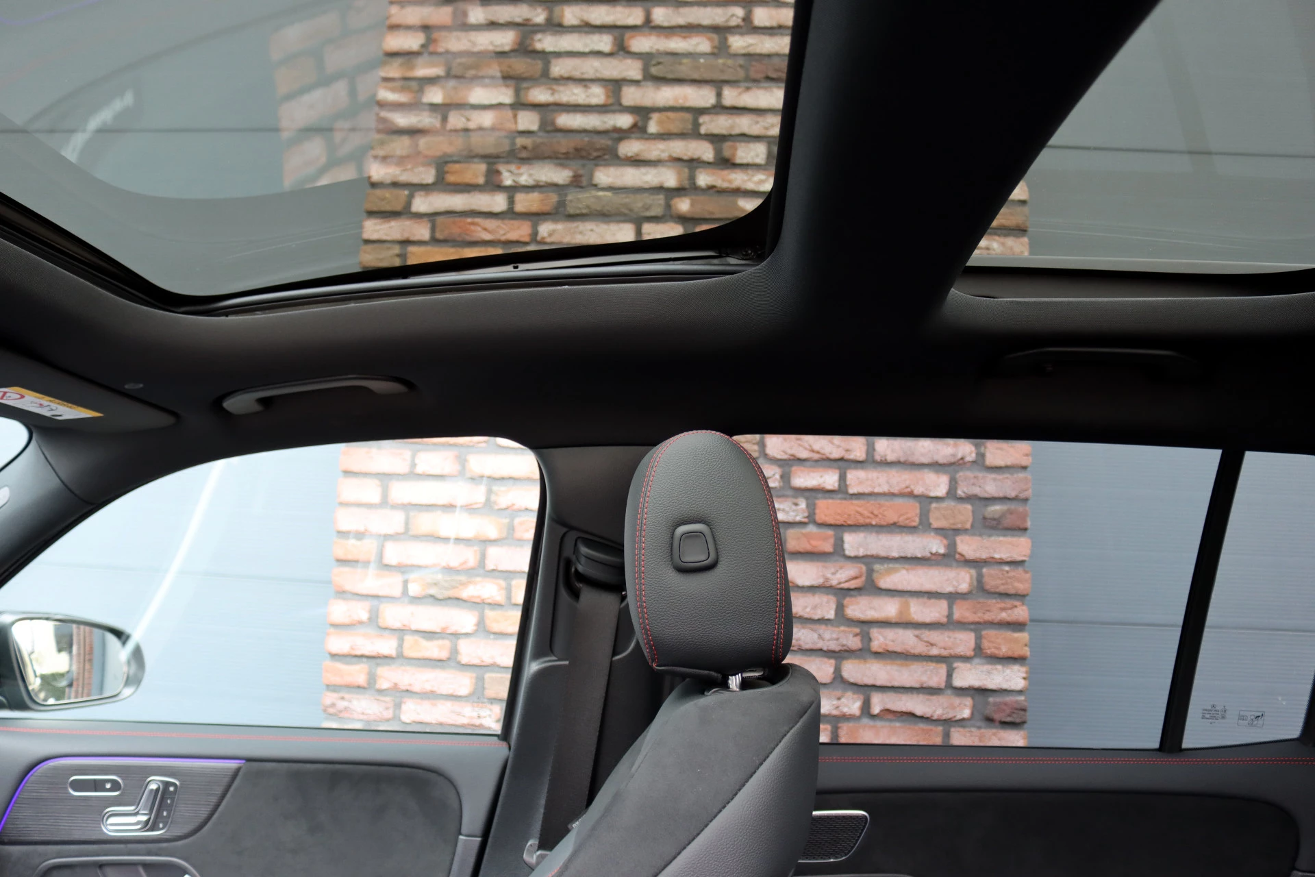 Hoofdafbeelding Mercedes-Benz EQB