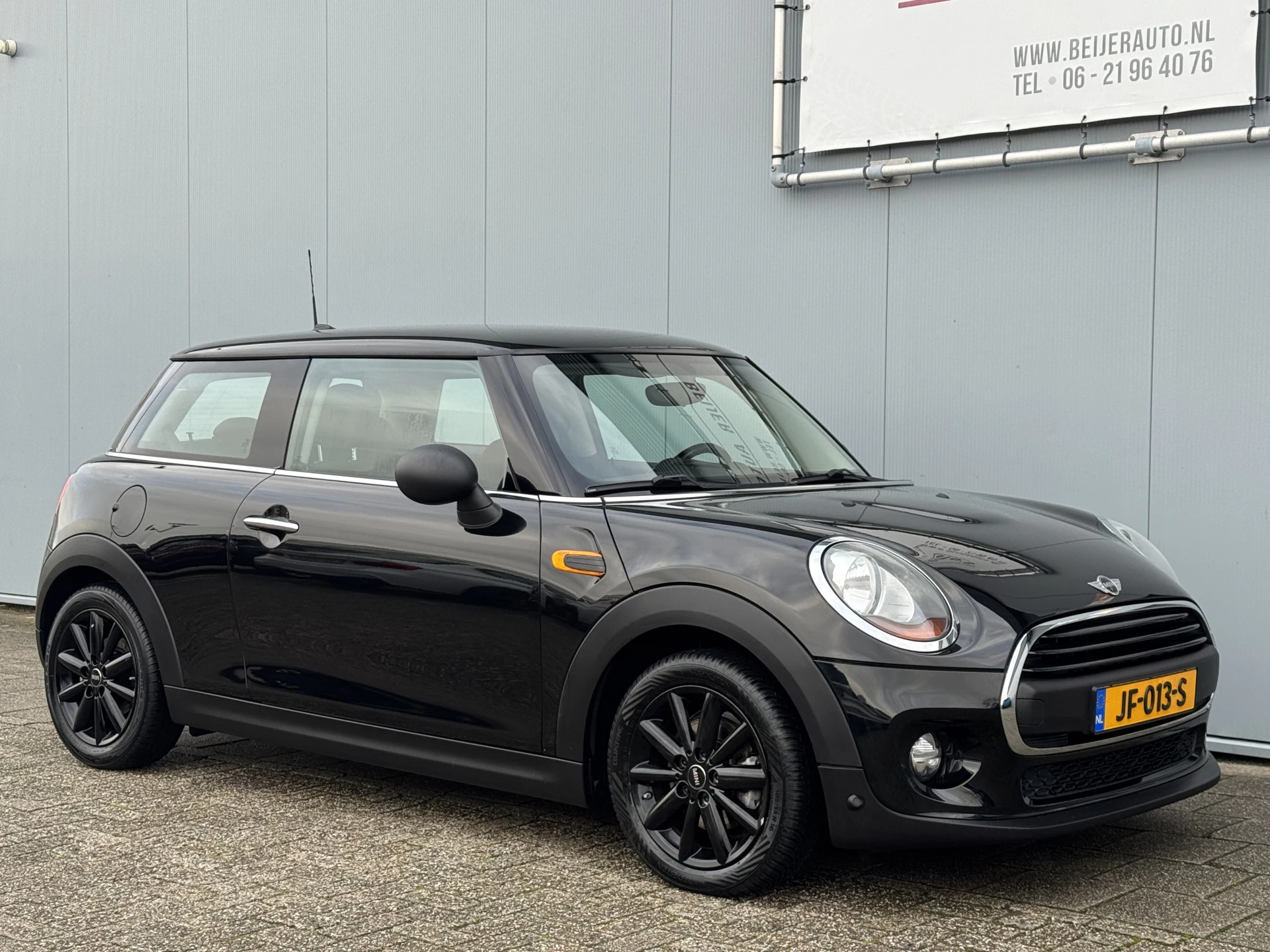 Hoofdafbeelding MINI One