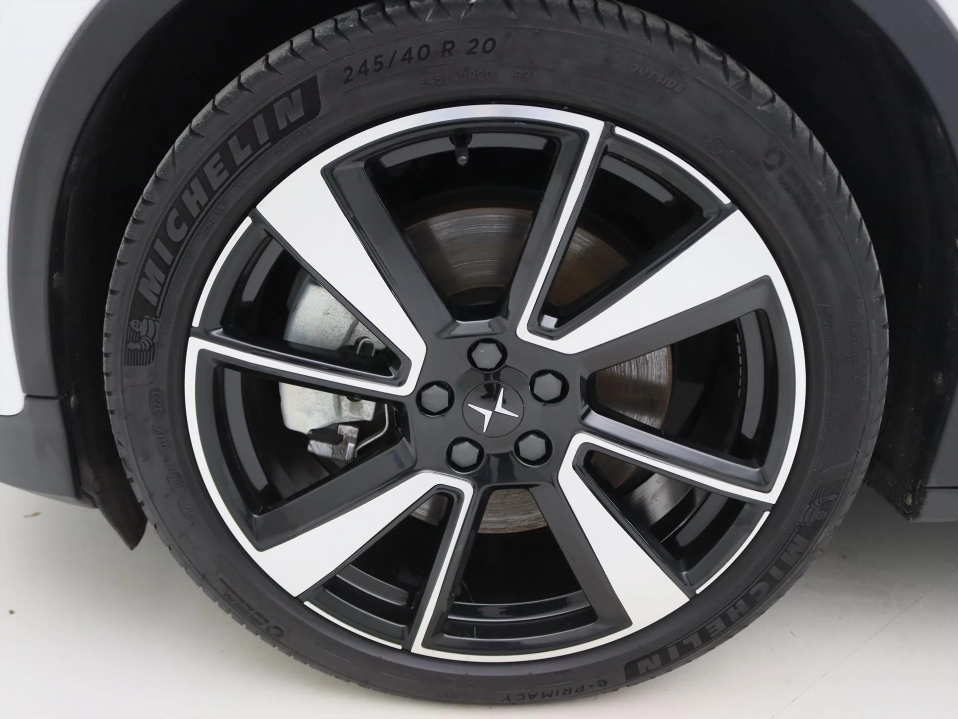 Hoofdafbeelding Polestar 2