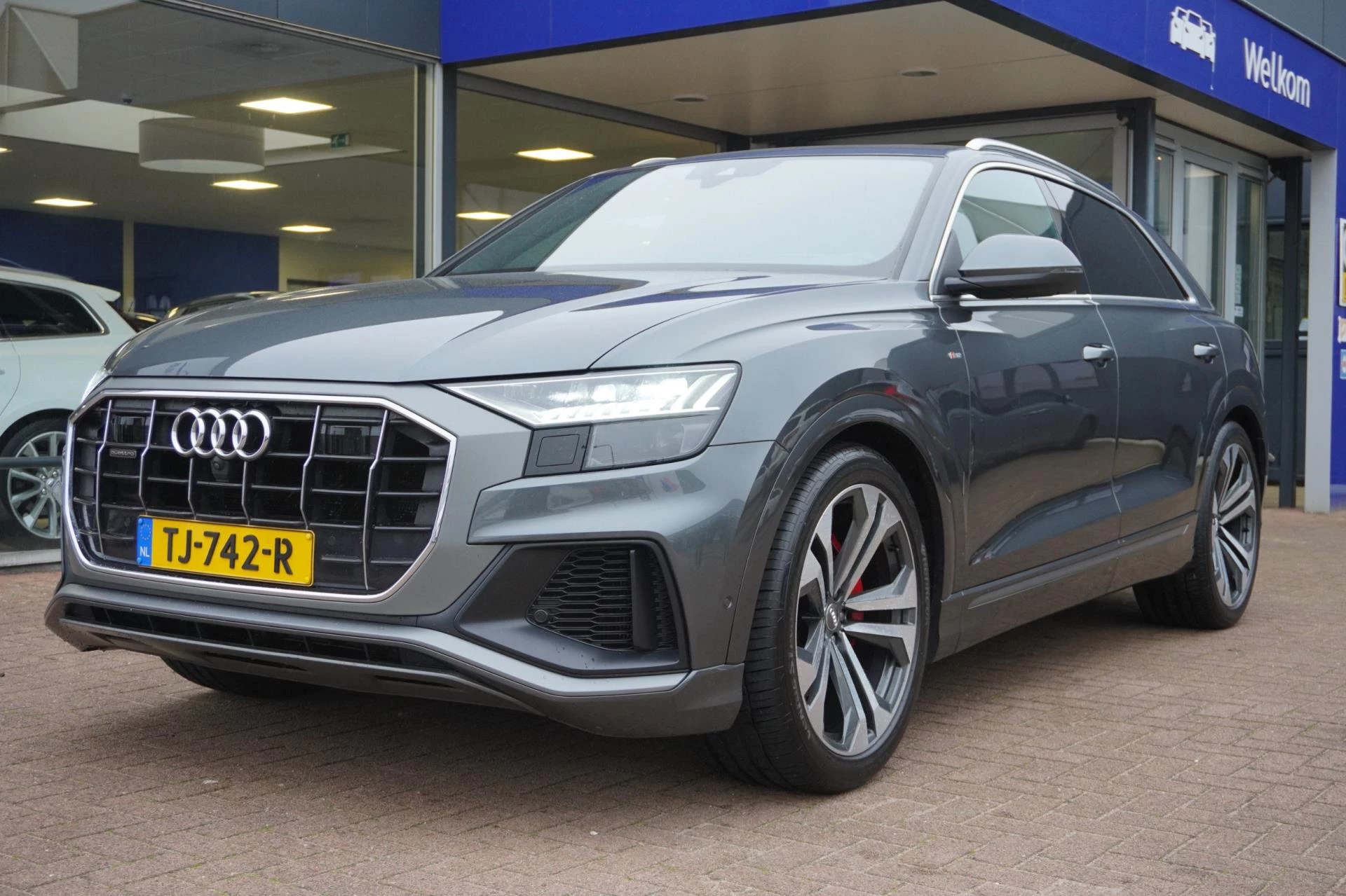 Hoofdafbeelding Audi Q8