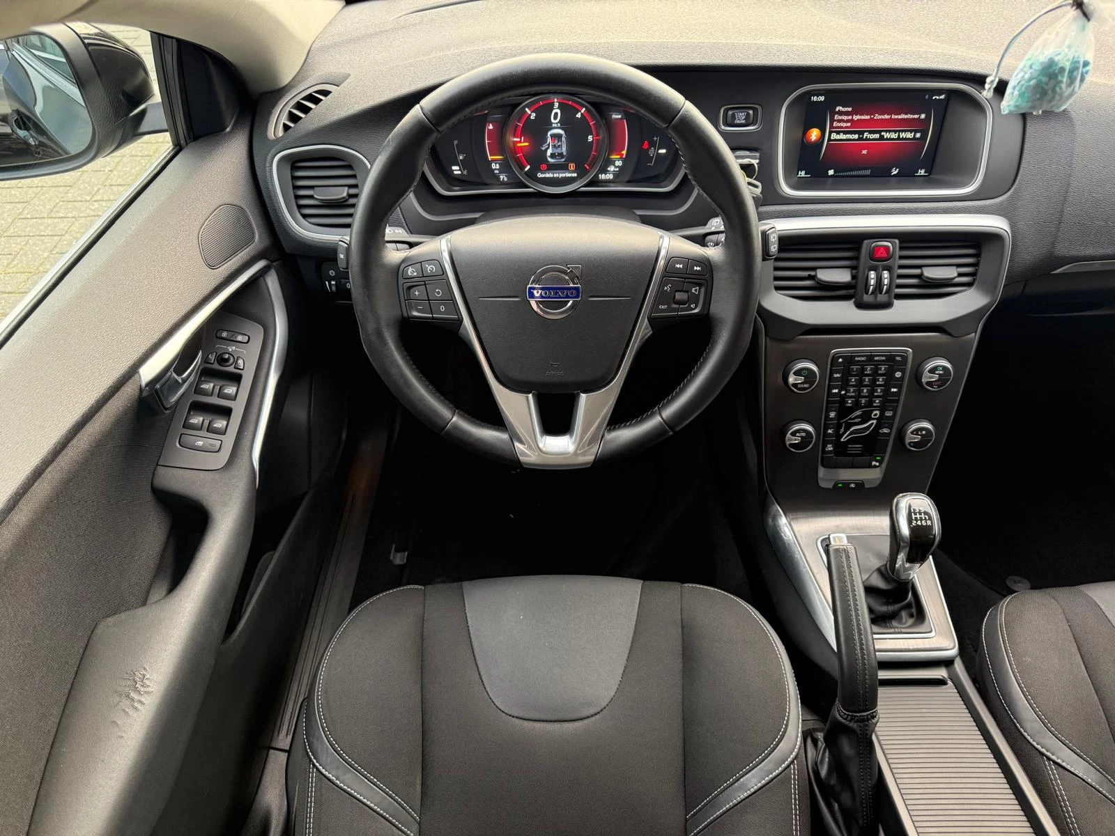 Hoofdafbeelding Volvo V40