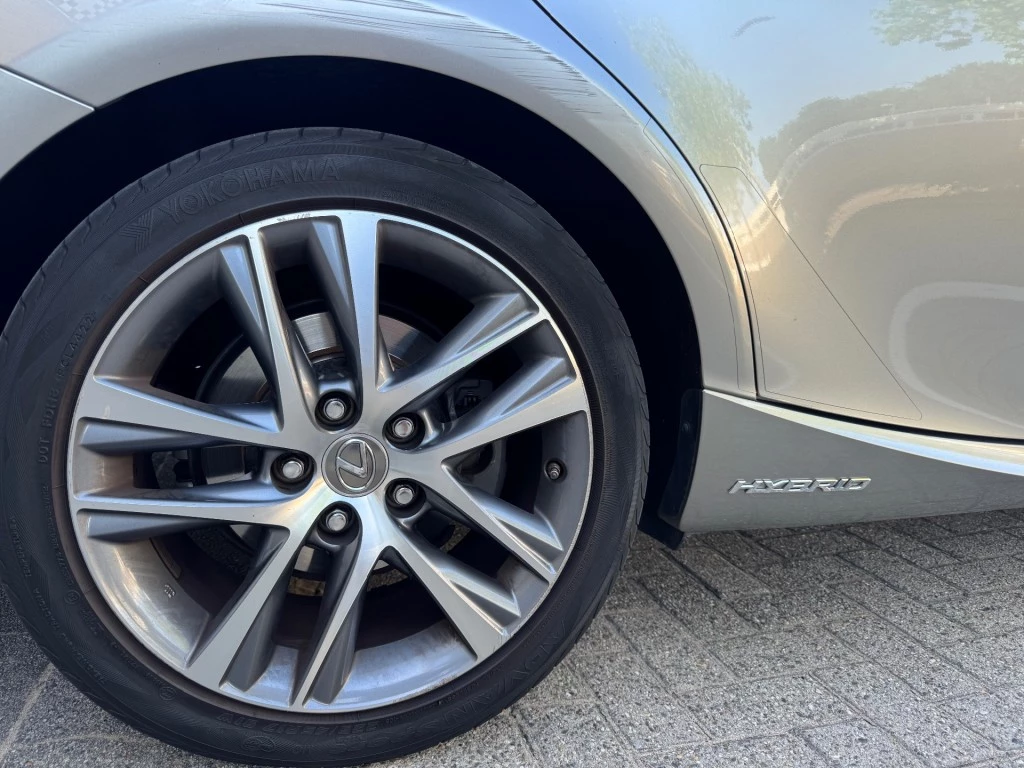 Hoofdafbeelding Lexus IS