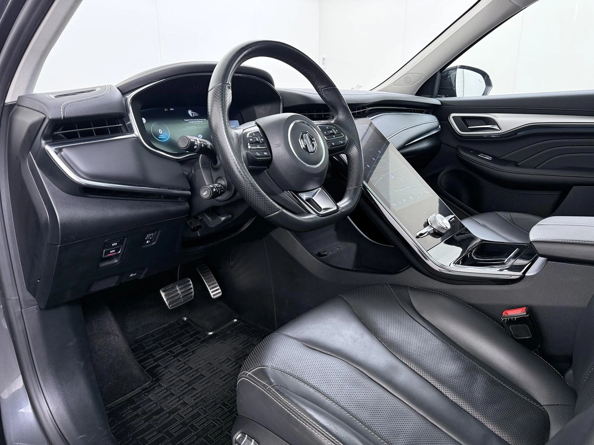 Hoofdafbeelding MG Marvel R