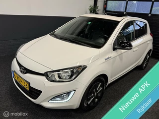 Hyundai i20 1.2i 5 DEURS / AIRCO / CRUISE / SCHUIFDAK / LMV