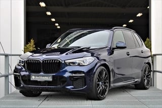 BMW X5 xDrive45e M-sport 394pk Pano SkyLounge Massage Trekhaak 4-wielsturing Harman/Kardon 22-inch