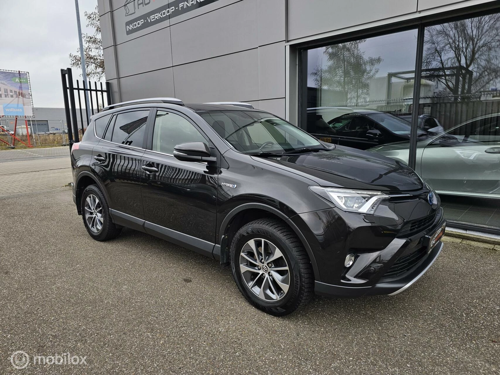 Hoofdafbeelding Toyota RAV4