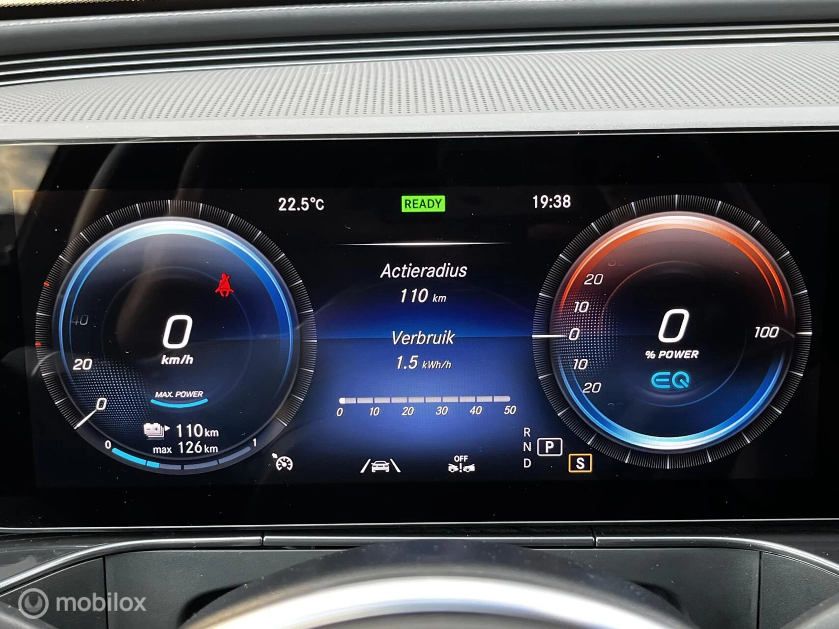 Hoofdafbeelding Mercedes-Benz EQC