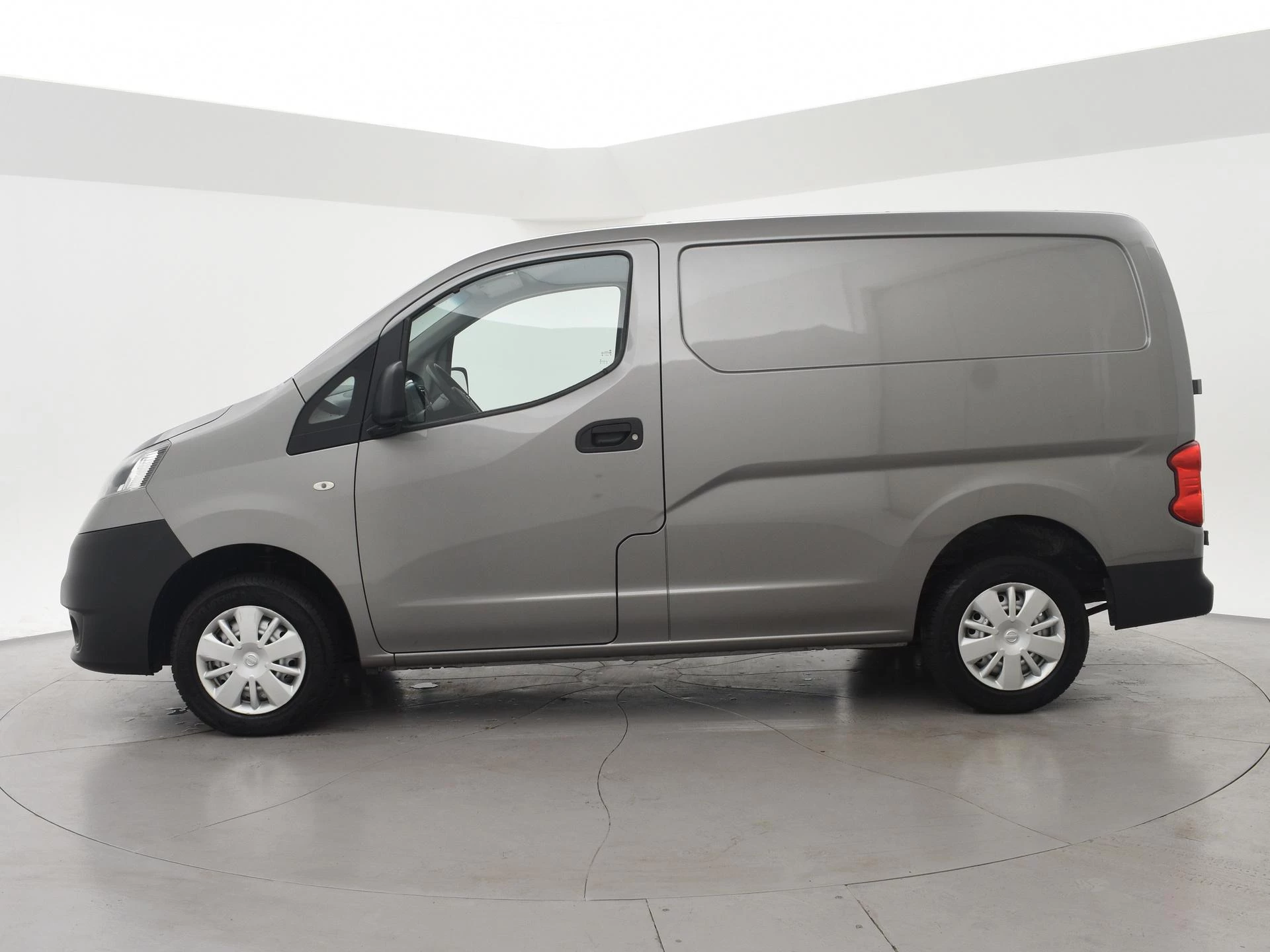 Hoofdafbeelding Nissan NV200