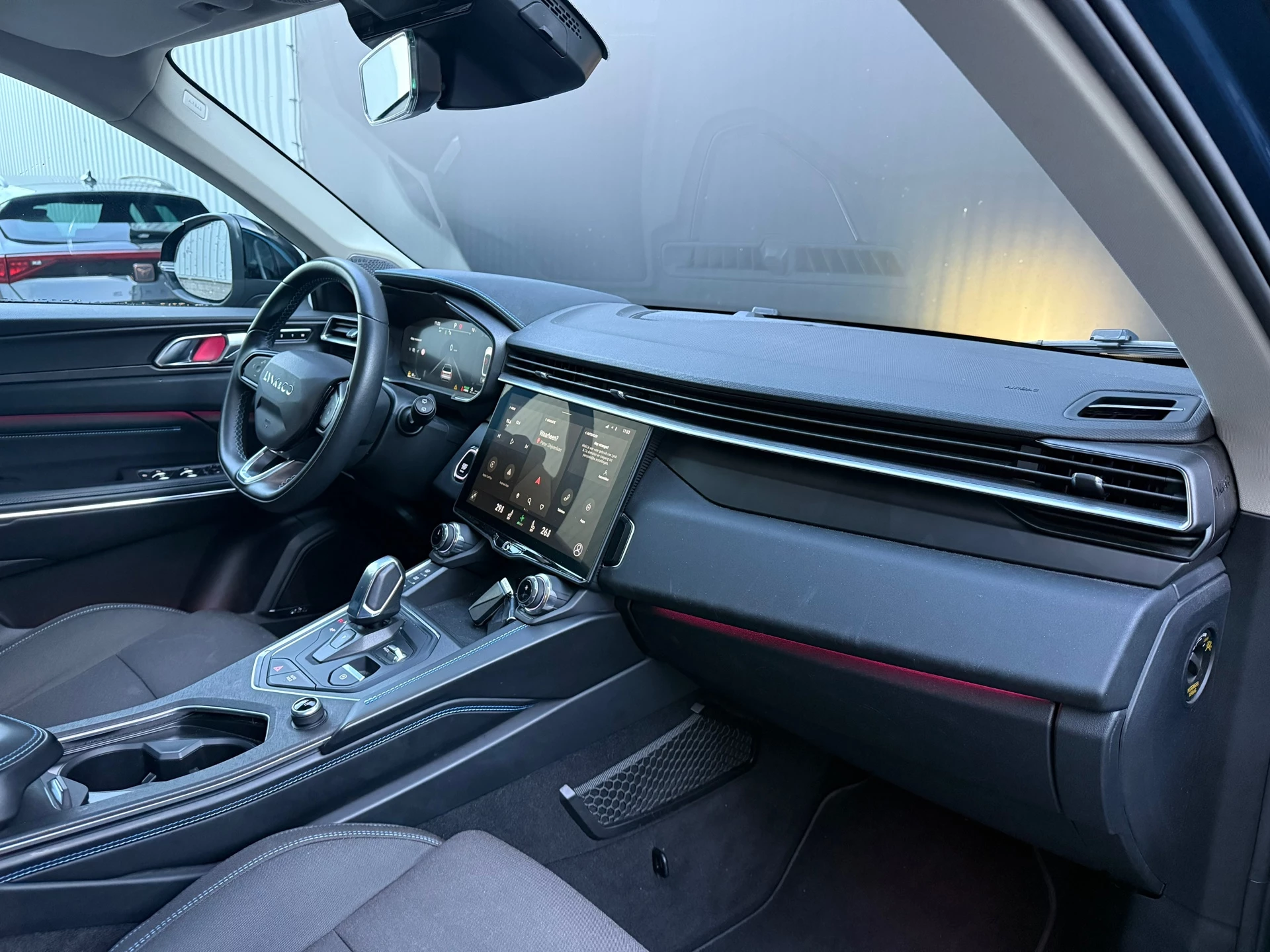 Hoofdafbeelding Lynk & Co 01