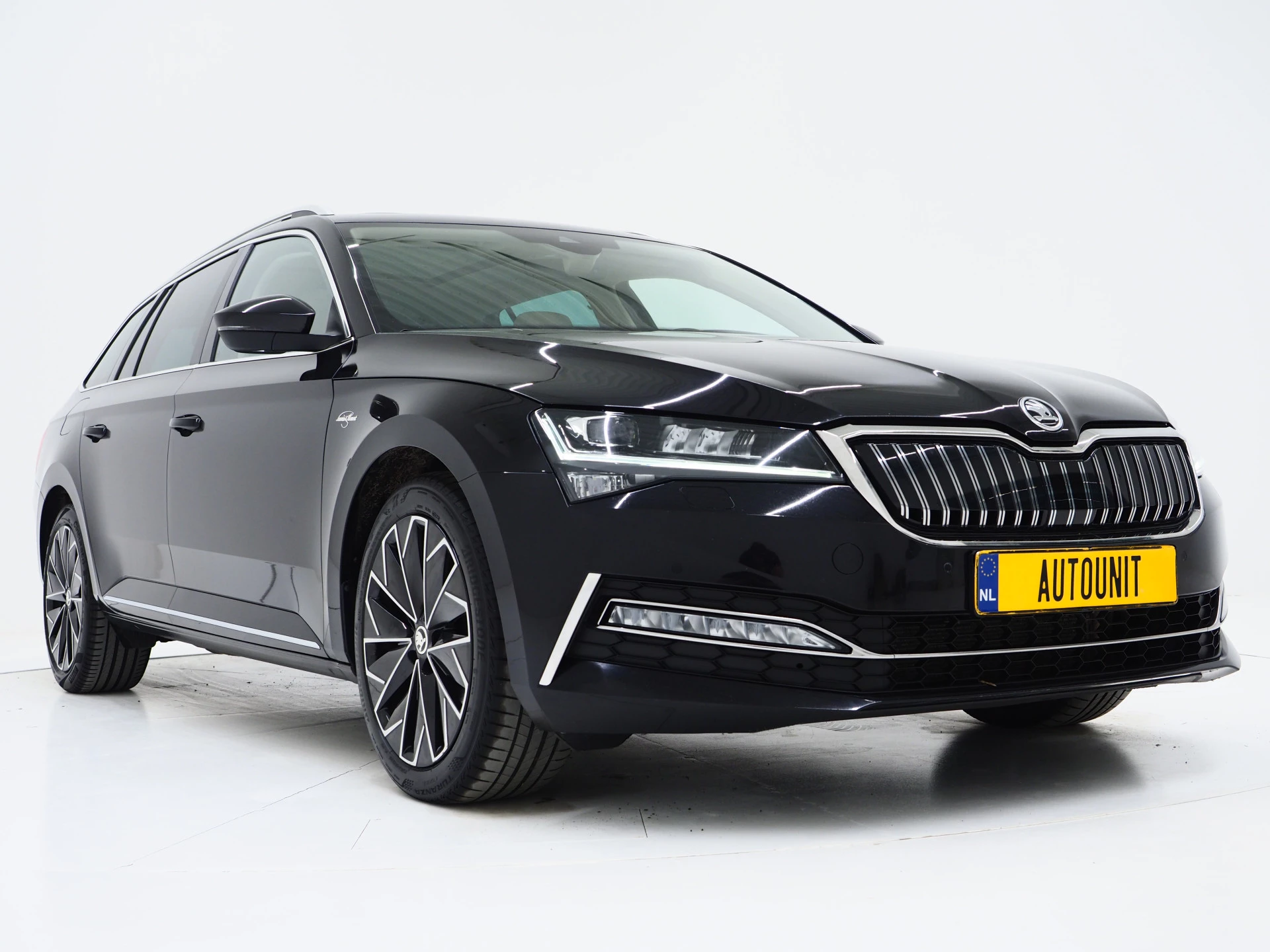 Hoofdafbeelding Škoda Superb