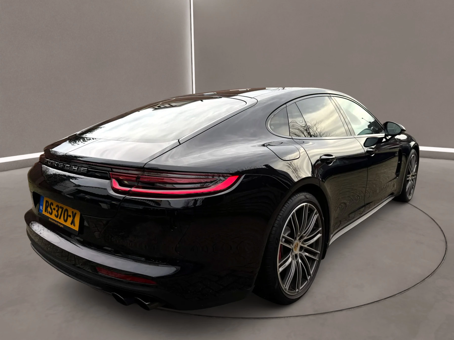 Hoofdafbeelding Porsche Panamera