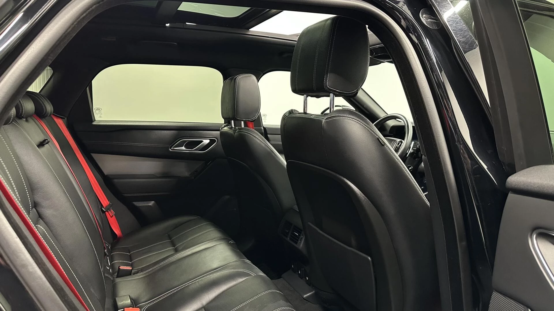 Hoofdafbeelding Land Rover Range Rover Velar