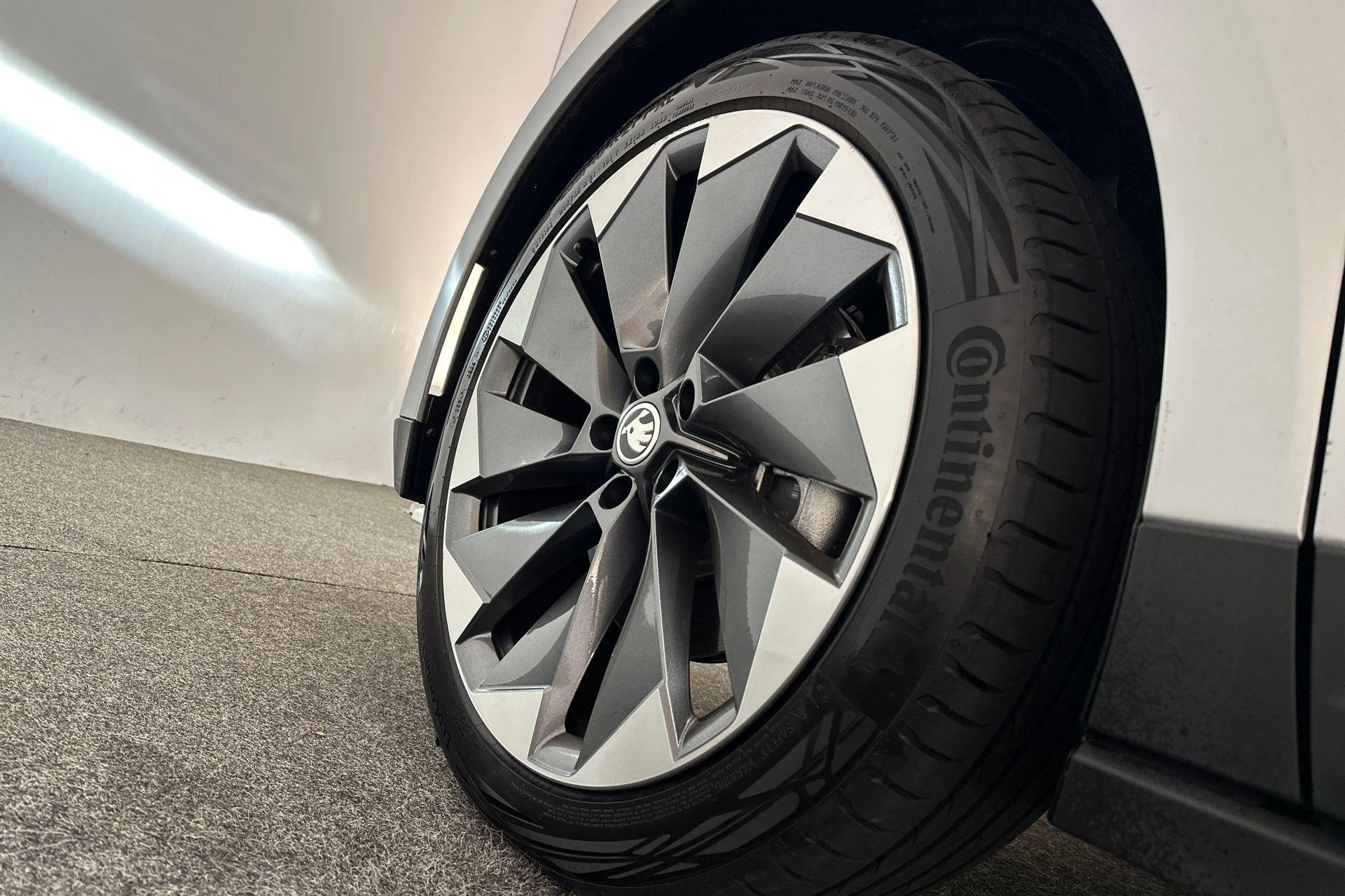 Hoofdafbeelding Škoda Enyaq iV
