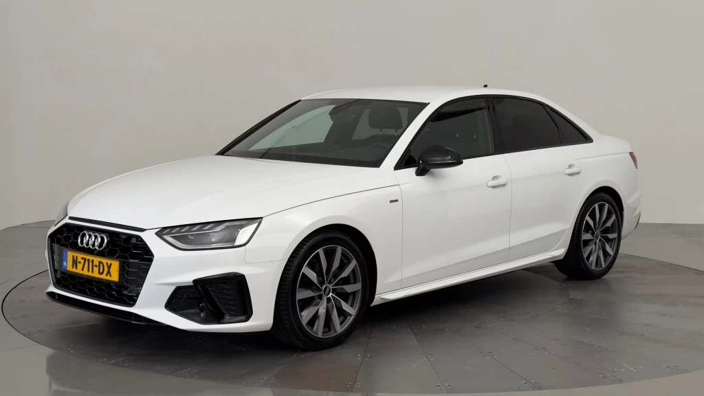 Hoofdafbeelding Audi A4
