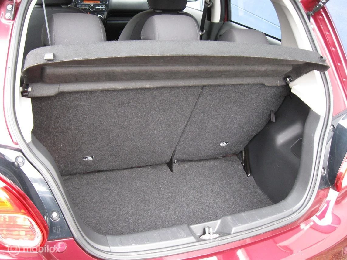 Hoofdafbeelding Mitsubishi Space Star