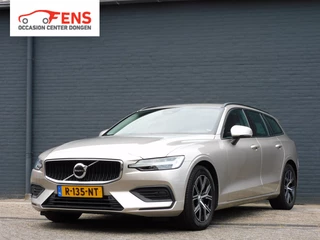 Volvo V60 2.0 B3 Essential NIEUWSTAAT! CARPLAY/ANDROID! TREKHAAK! FULLMAP NAVI! STOEL/STUURVERWARMING!