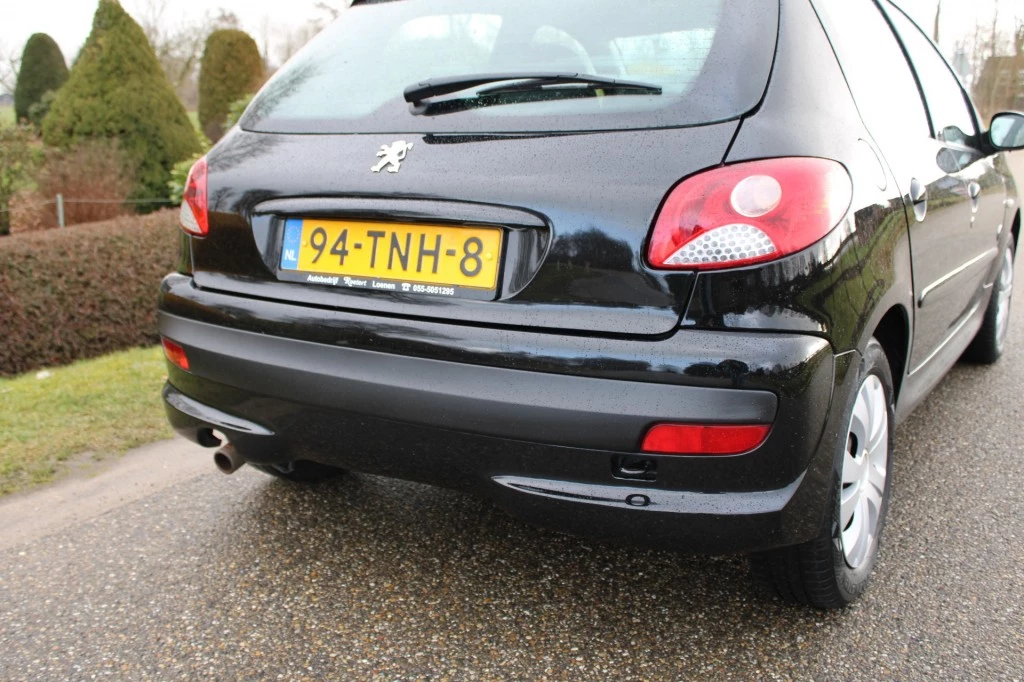 Hoofdafbeelding Peugeot 206