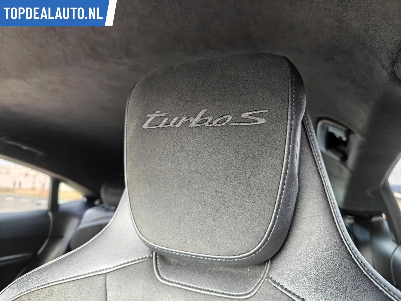 Hoofdafbeelding Porsche Taycan