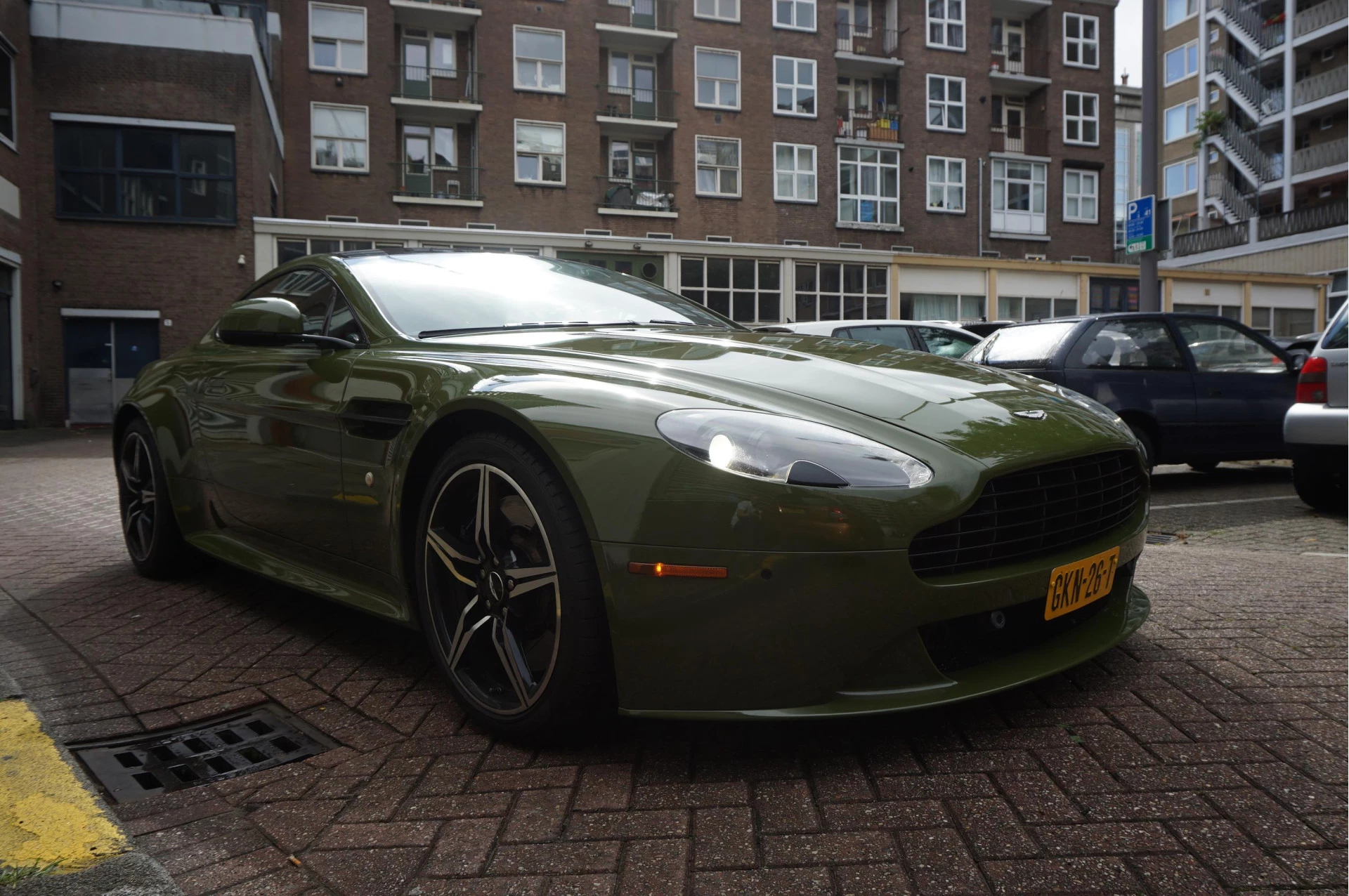Hoofdafbeelding Aston Martin V8 Vantage